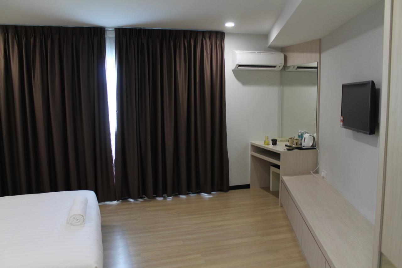 The Velton Inn Bintulu Exteriör bild